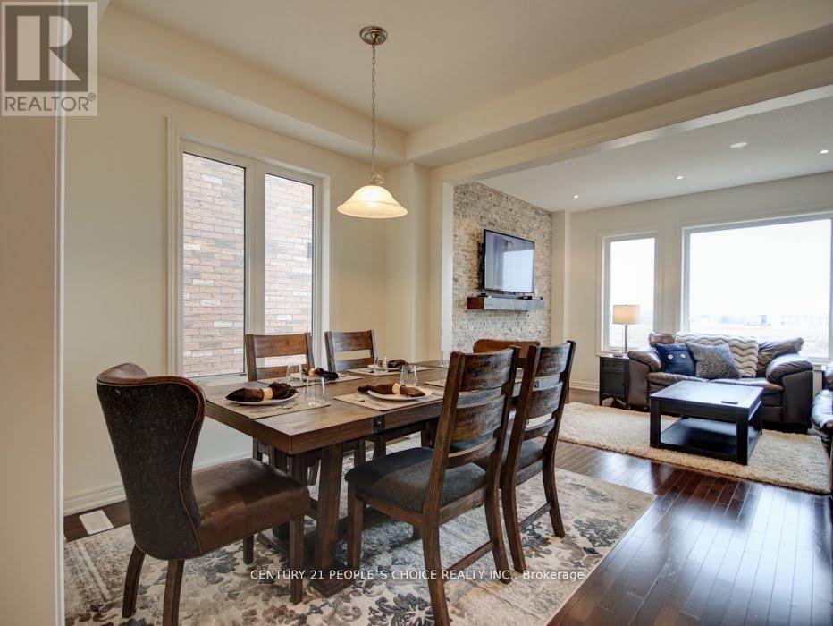 24 Haverstock Crescent, Brampton, Ontario  L7A 0G1 - Photo 4 - W12819858