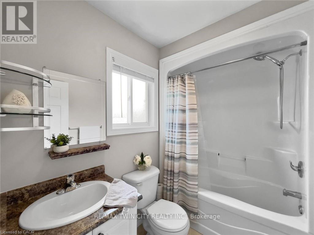 610 Salisbury Avenue S, North Perth, Ontario  N4W 1Y8 - Photo 15 - X12701208