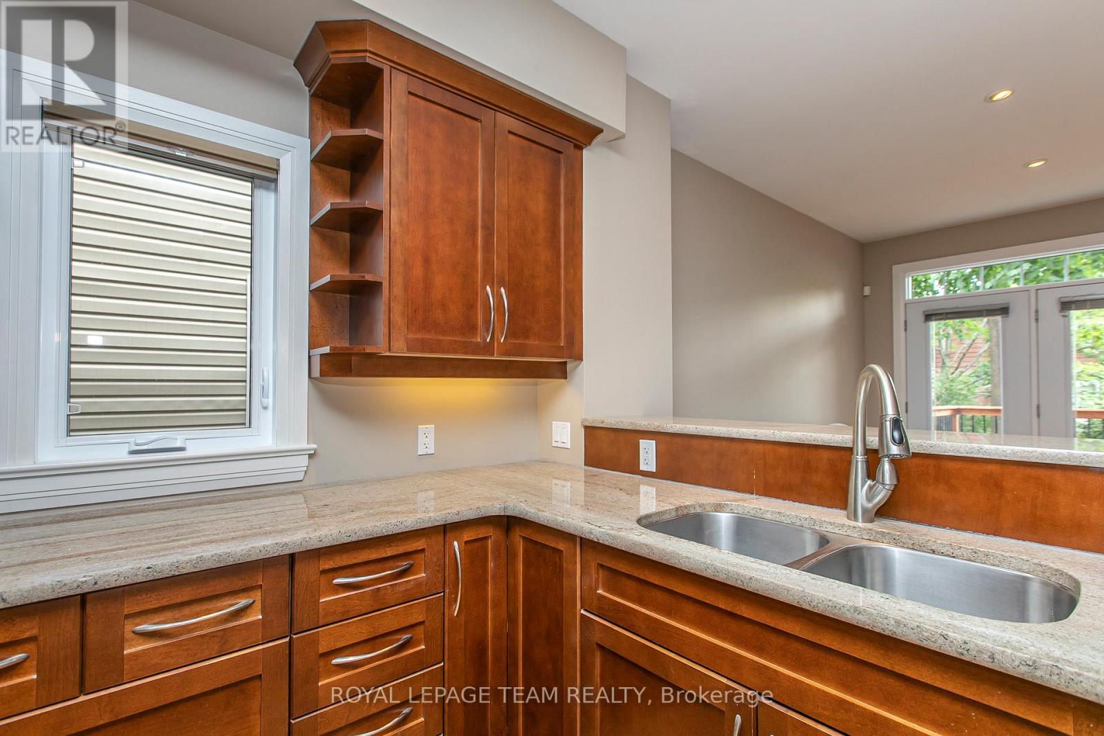 691 Edison Avenue, Ottawa, Ontario  K2A 1W2 - Photo 10 - X12630124