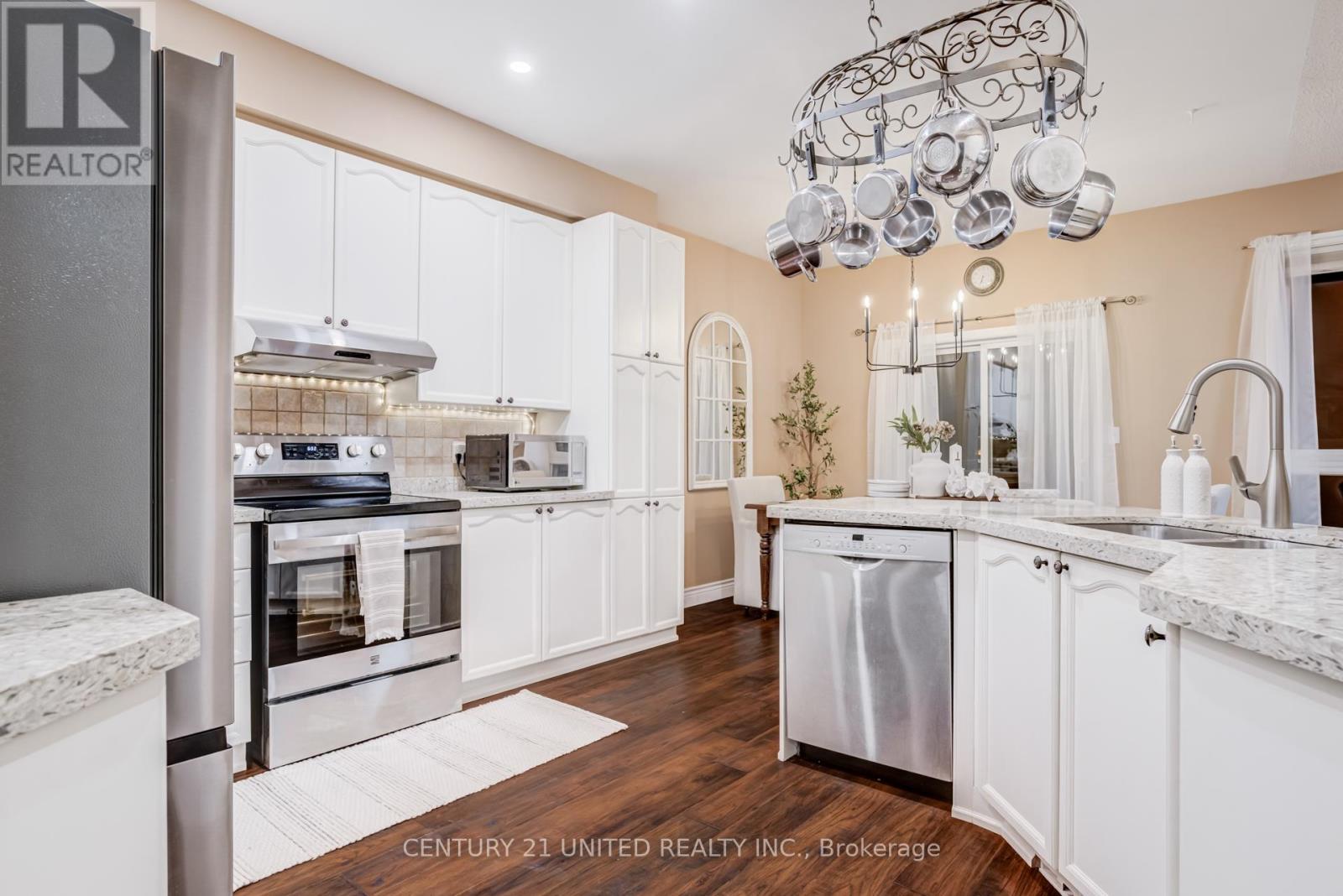 35 Ault Crescent, Whitby, Ontario  L1M 2G6 - Photo 19 - E12820912