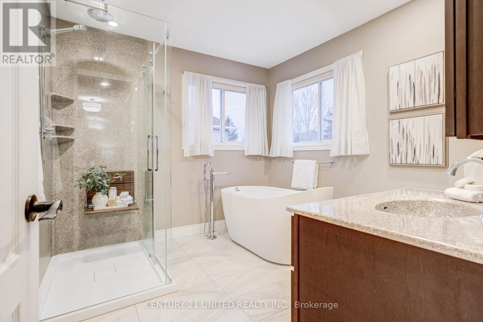 35 Ault Crescent, Whitby, Ontario  L1M 2G6 - Photo 30 - E12820912