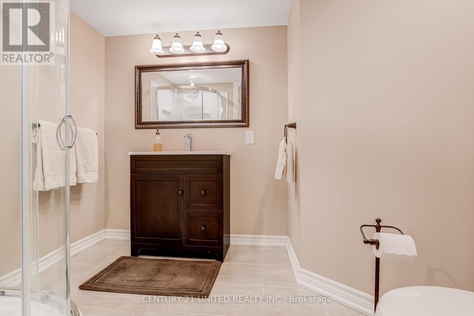 35 Ault Crescent, Whitby, Ontario  L1M 2G6 - Photo 48 - E12820912