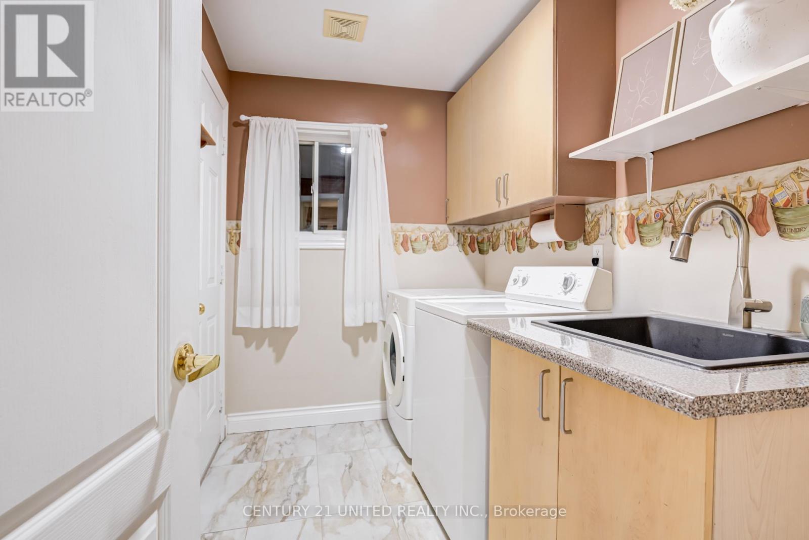 35 Ault Crescent, Whitby, Ontario  L1M 2G6 - Photo 49 - E12820912