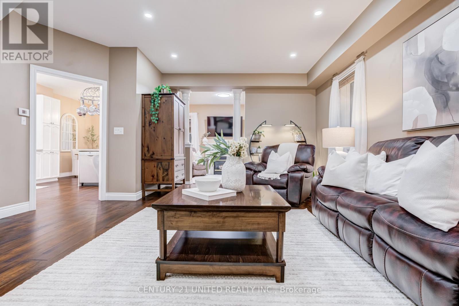 35 Ault Crescent, Whitby, Ontario  L1M 2G6 - Photo 9 - E12820912