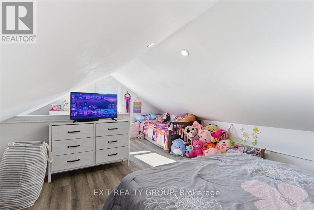 22166 Loyalist Parkway, Quinte West, Ontario  K0K 1L0 - Photo 21 - X12820836