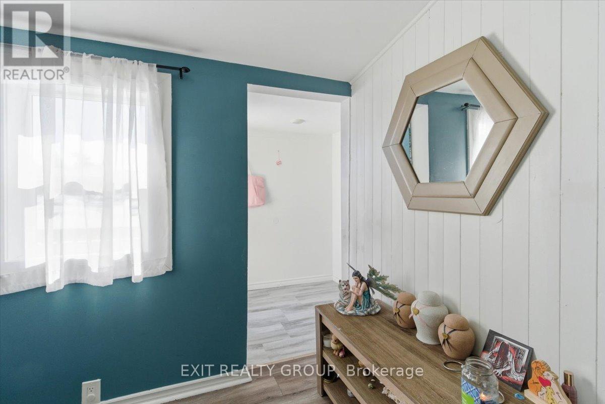 22166 Loyalist Parkway, Quinte West, Ontario  K0K 1L0 - Photo 23 - X12820836