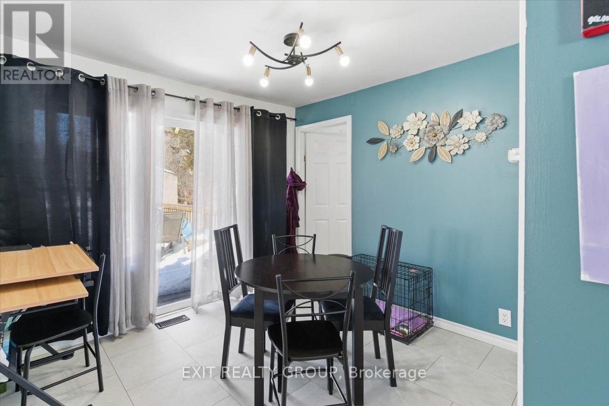 22166 Loyalist Parkway, Quinte West, Ontario  K0K 1L0 - Photo 8 - X12820836