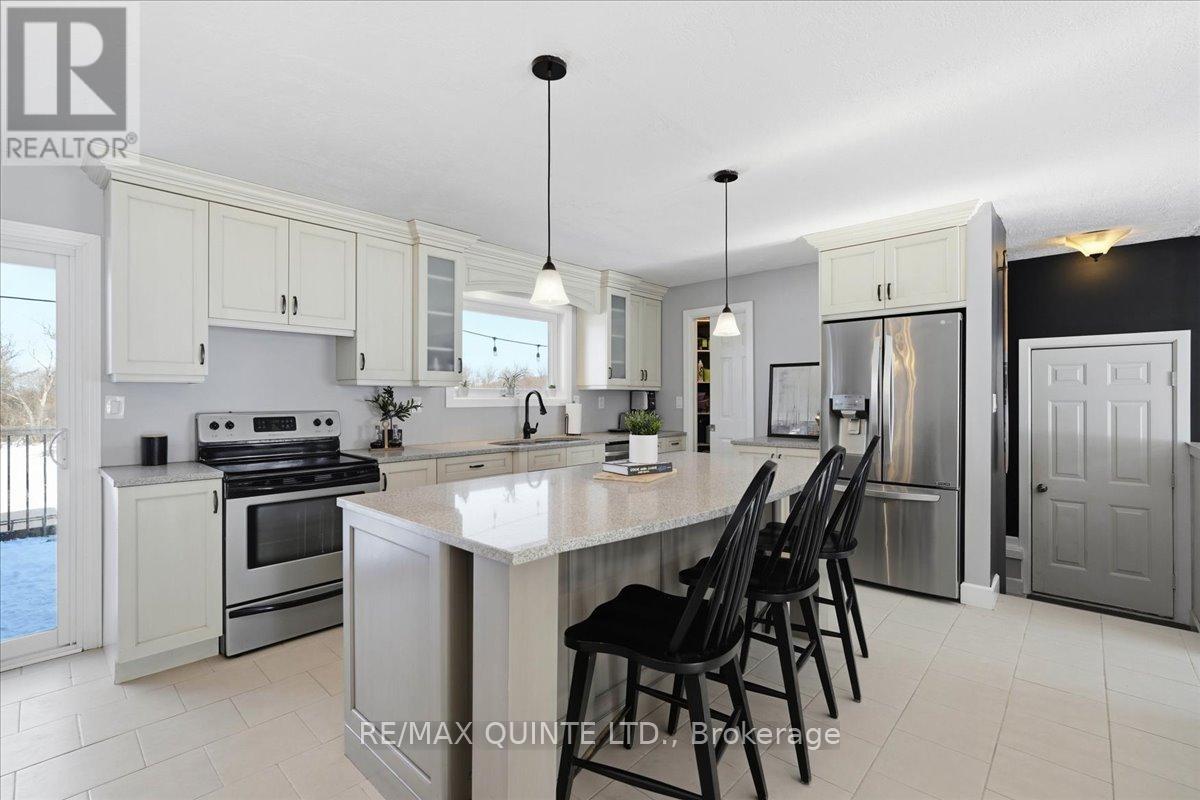 169 Wallbridge Road, Quinte West, Ontario  K0K 2C0 - Photo 11 - X12820894