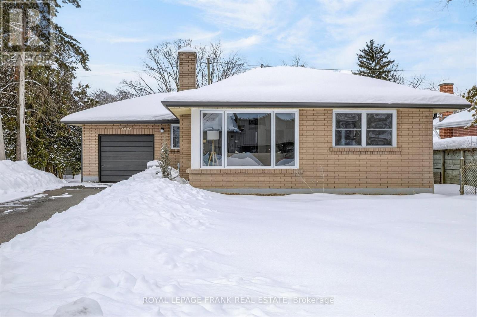 781 Hopkins Avenue, Peterborough, Ontario  K9J 4Y7 - Photo 1 - X12820898