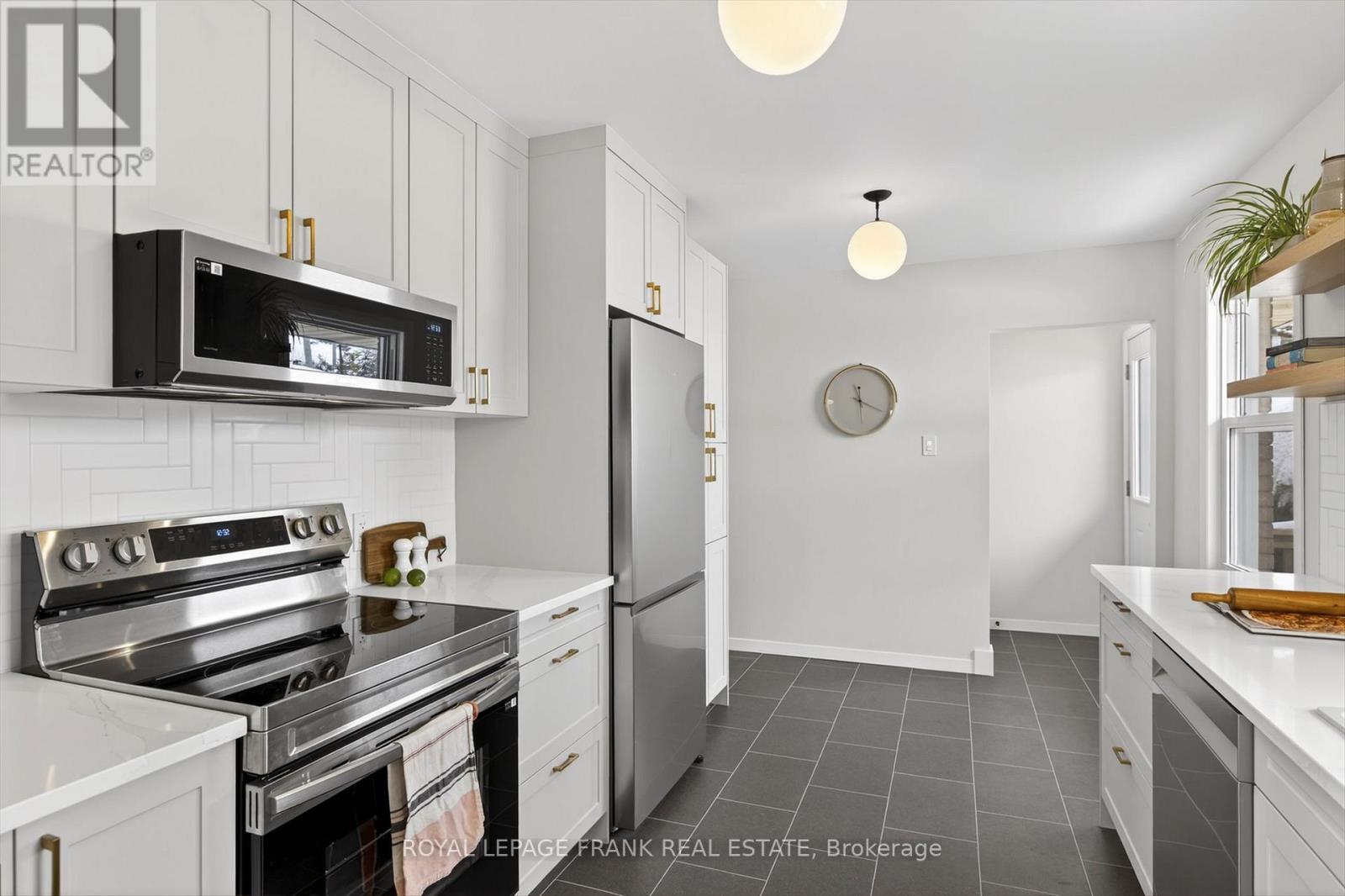 781 Hopkins Avenue, Peterborough, Ontario  K9J 4Y7 - Photo 14 - X12820898