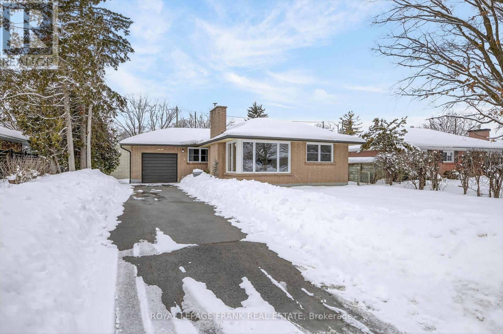 781 Hopkins Avenue, Peterborough, Ontario  K9J 4Y7 - Photo 2 - X12820898