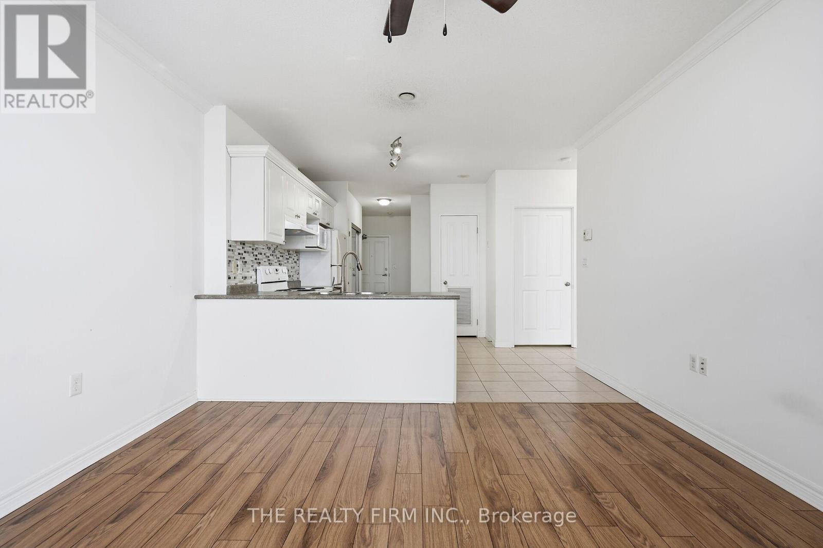 914 - 353 Commissioners Road W, London South, Ontario  N6J 0A3 - Photo 9 - X12820844