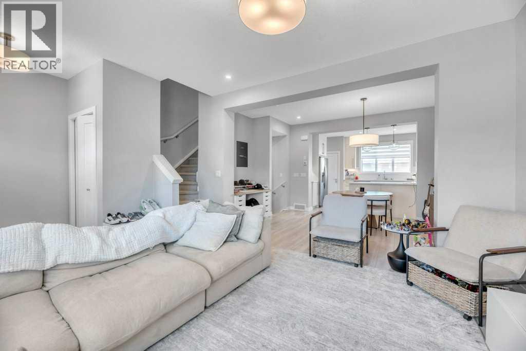 121 Dawson Circle, Chestermere, Alberta  T1X 2R6 - Photo 15 - A2284531