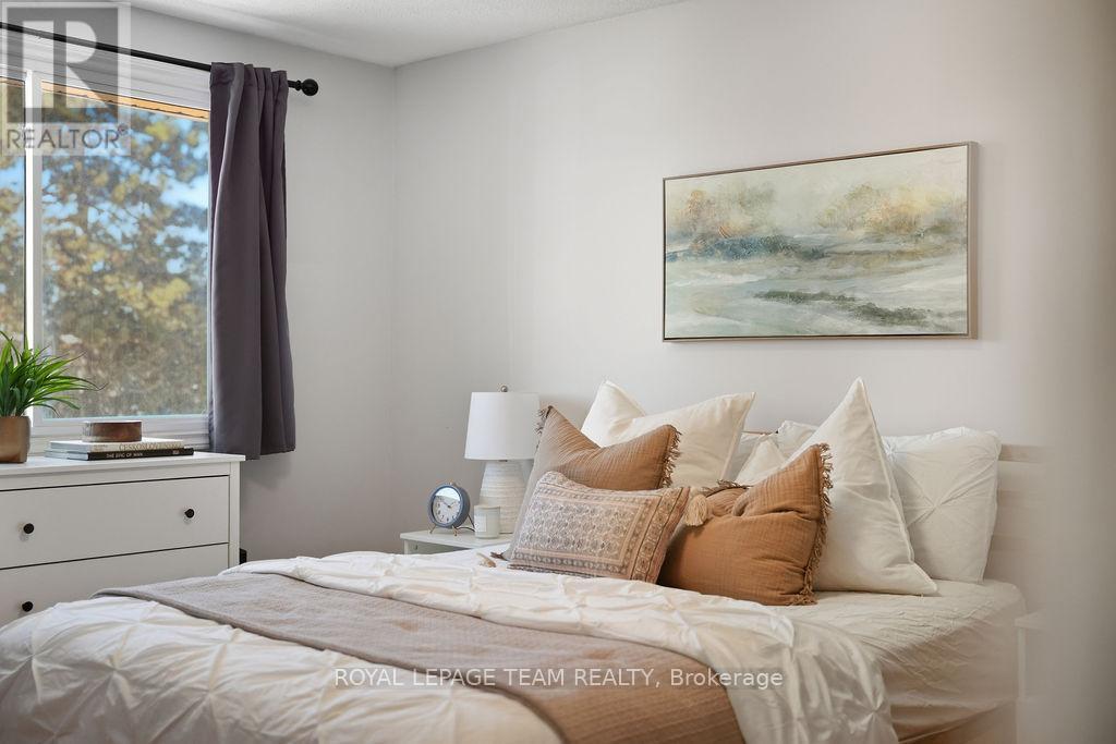 B - 461 Moodie Drive, Ottawa, Ontario  K2H 8T7 - Photo 21 - X12820820