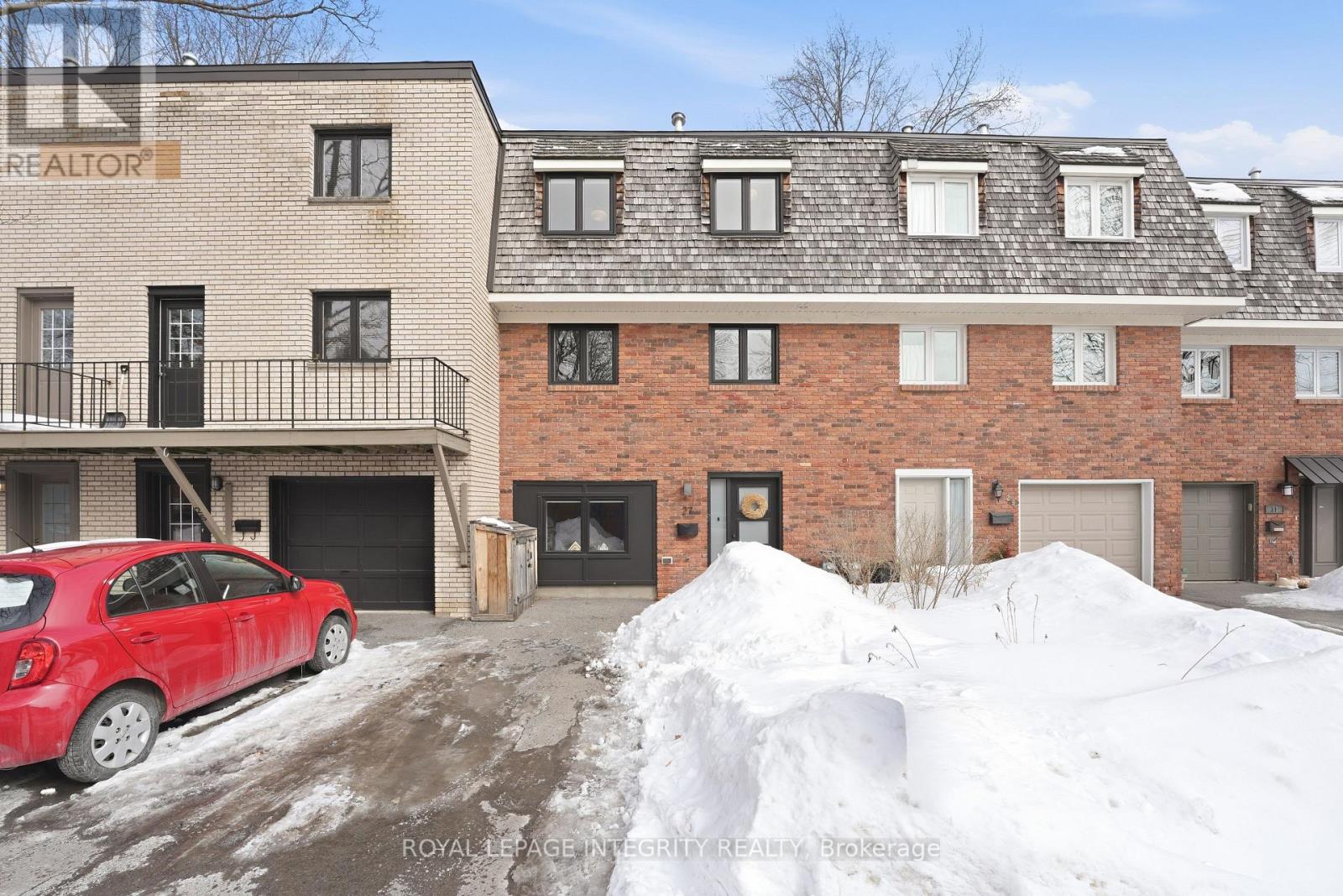 27 Marco Lane, Ottawa, Ontario  K1S 5A1 - Photo 1 - X12820874