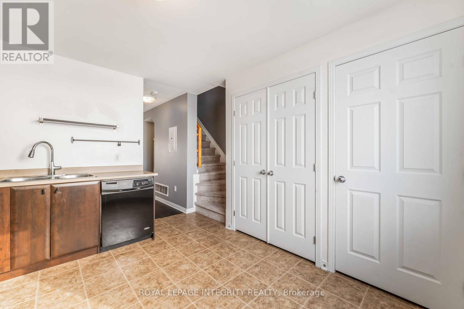 230 Shanly Private, Ottawa, Ontario  K2J 5X6 - Photo 16 - X12820880