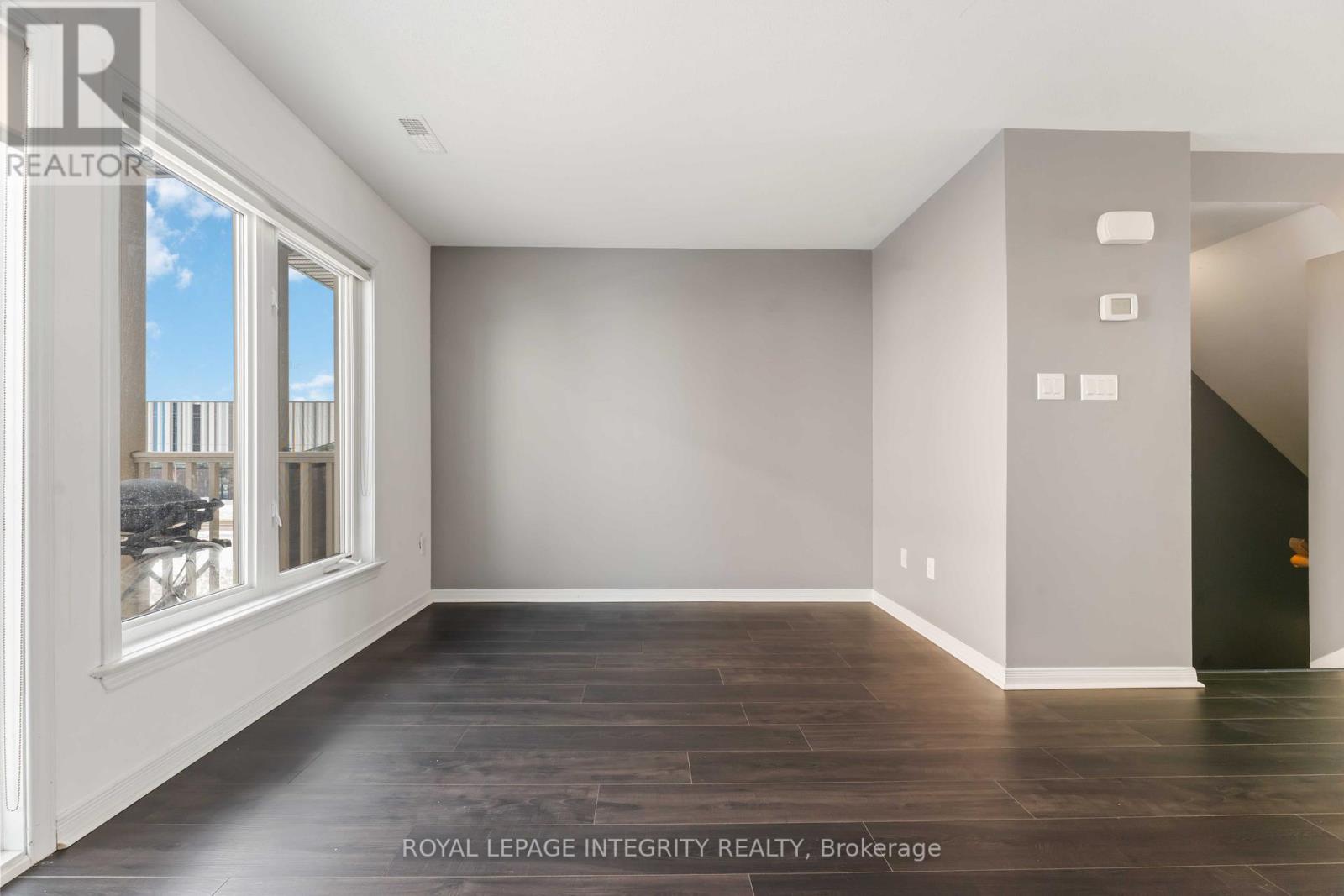 230 Shanly Private, Ottawa, Ontario  K2J 5X6 - Photo 8 - X12820880