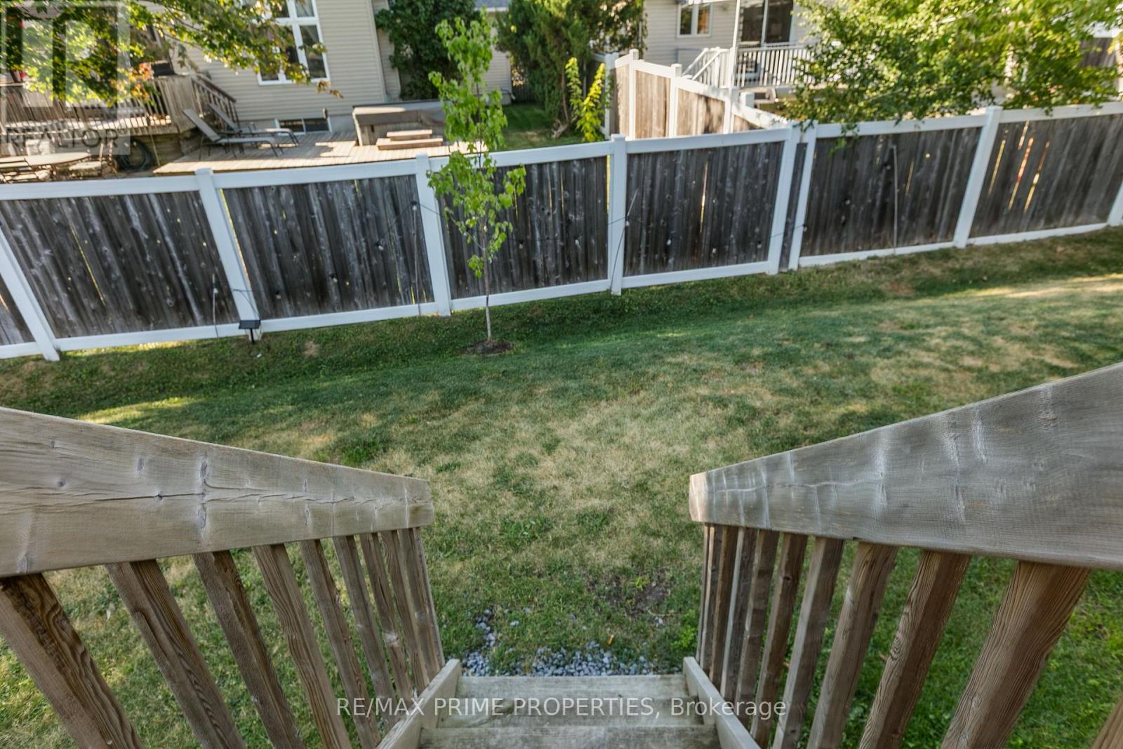 208 Filion Street, Russell, Ontario  K0A 1W0 - Photo 41 - X12820904