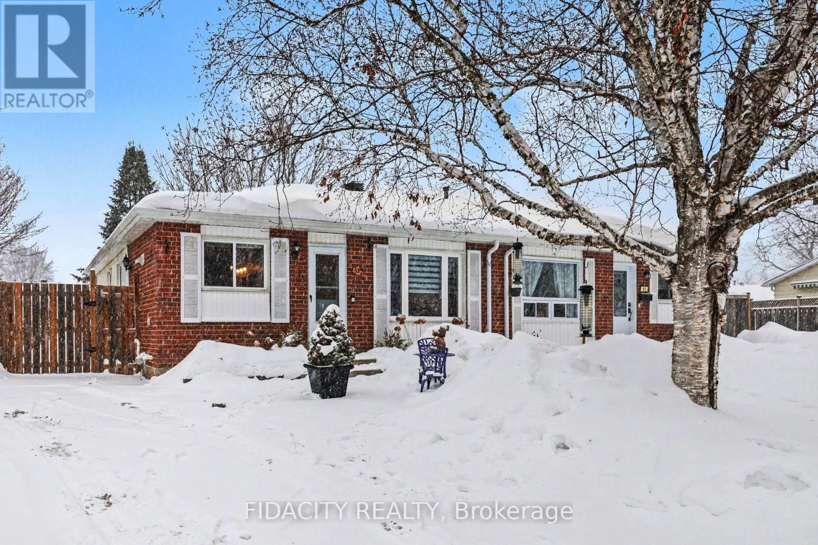 53 Morton Drive, Ottawa, Ontario  K2L 1W9 - Photo 1 - X12820928