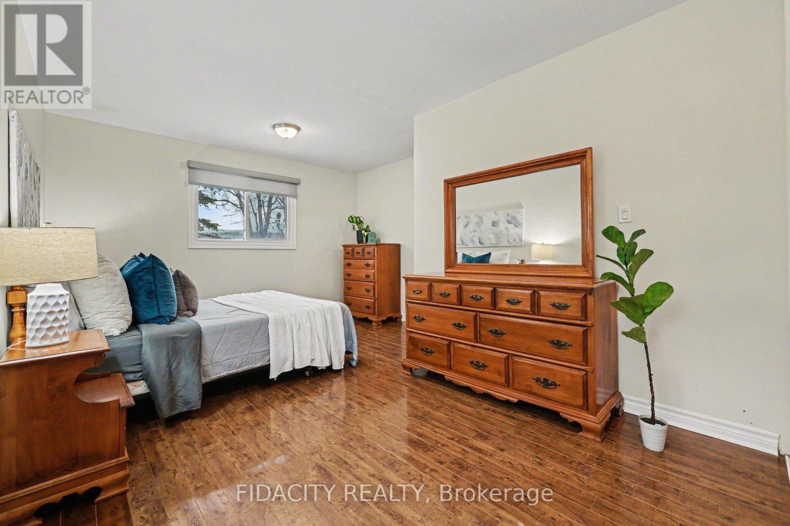 53 Morton Drive, Ottawa, Ontario  K2L 1W9 - Photo 19 - X12820928