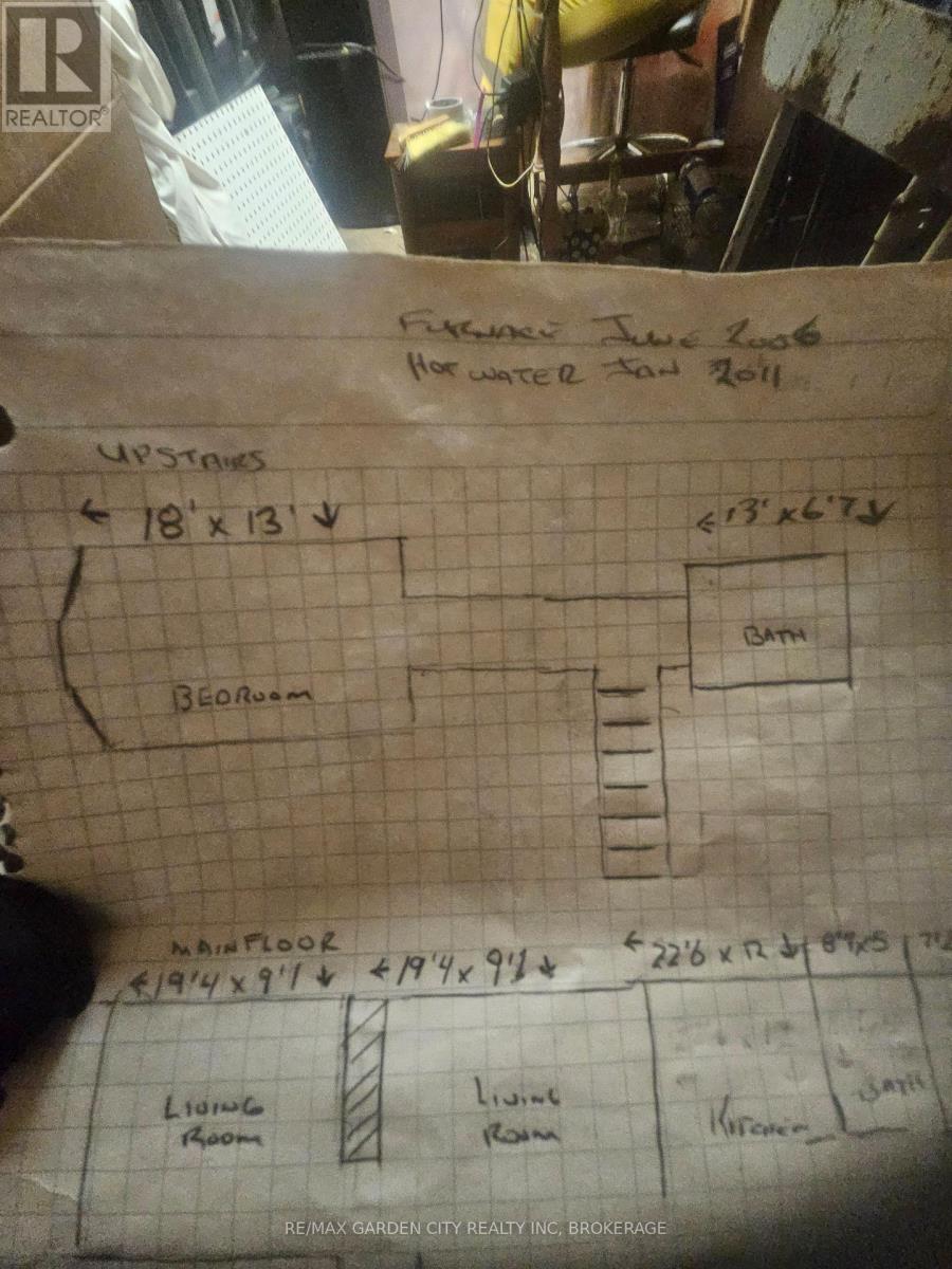 13 Rockwood Avenue, St. Catharines, Ontario  L2P 1E4 - Photo 14 - X12820832