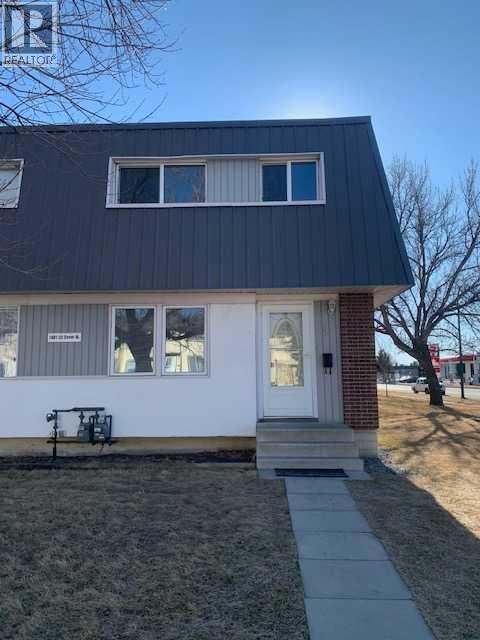 4, 1601 23 Street N, Lethbridge, Alberta  T1H 4M9 - Photo 1 - A2286136