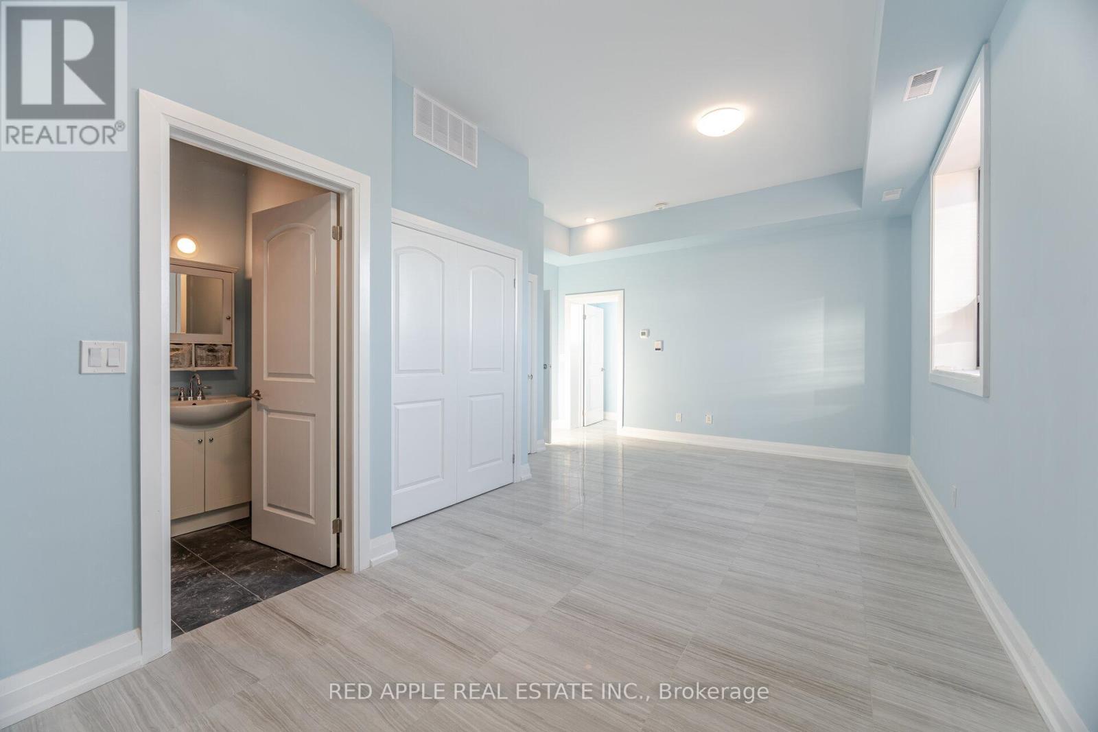 416 Oakwood Avenue, Toronto, Ontario  M6E 2W3 - Photo 41 - C12820824