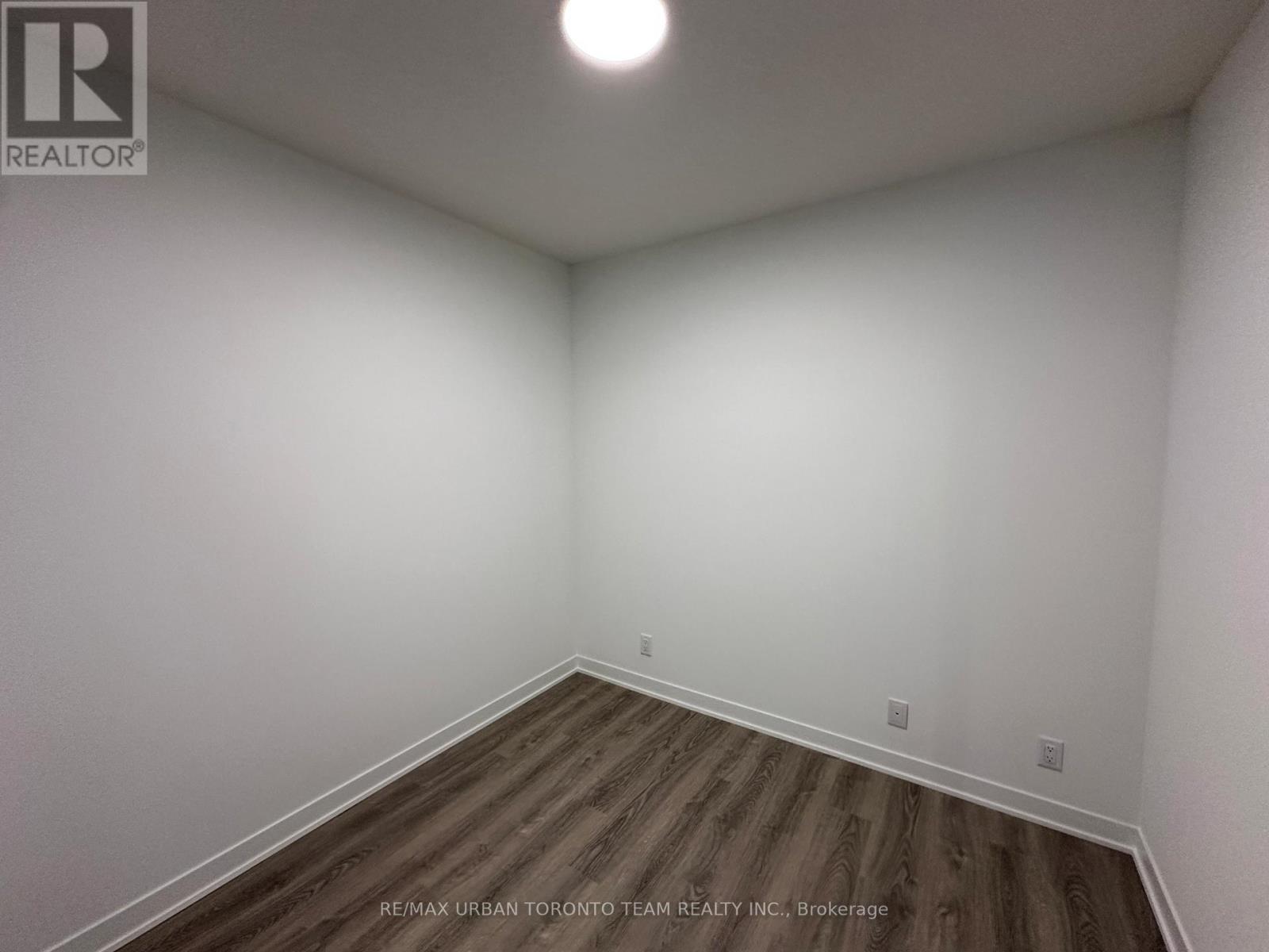 608 - 180 Front Street E, Toronto, Ontario  M5A 0K9 - Photo 4 - C12820826