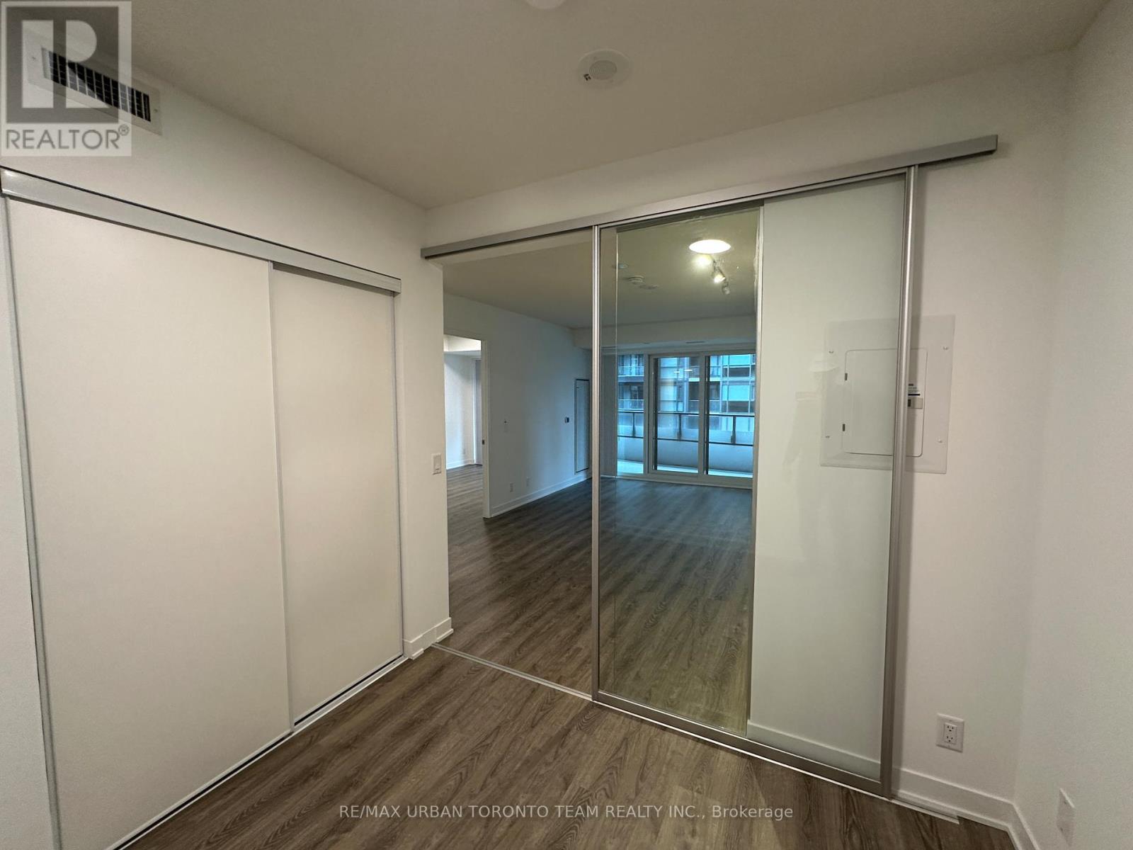 608 - 180 Front Street E, Toronto, Ontario  M5A 0K9 - Photo 5 - C12820826