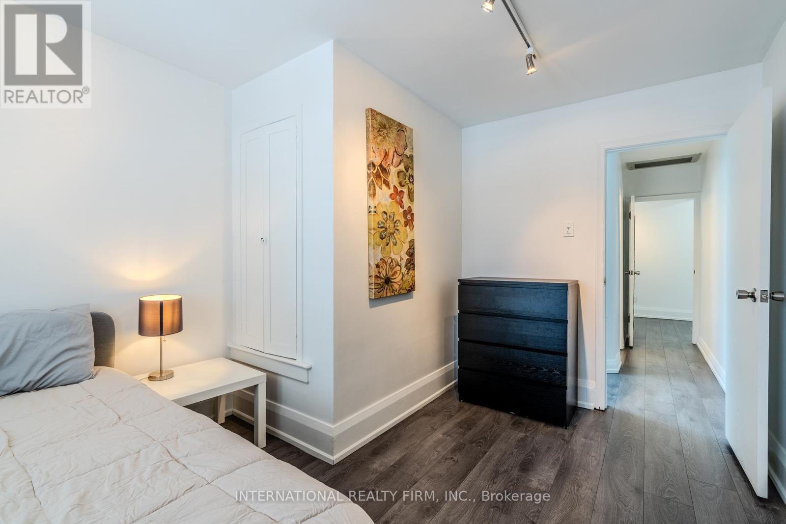 Mainsecondfloors - 47 Maxwell Avenue, Toronto, Ontario  M5P 2B4 - Photo 24 - C12820830