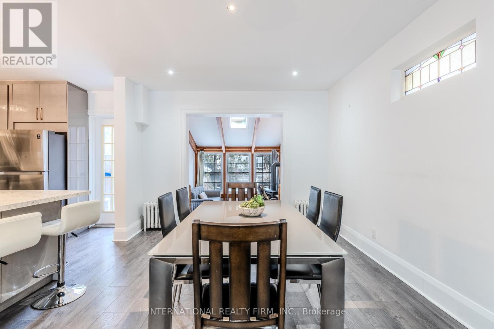 Mainsecondfloors - 47 Maxwell Avenue, Toronto, Ontario  M5P 2B4 - Photo 9 - C12820830