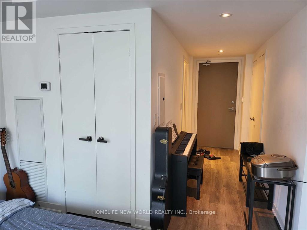 1208 - 100 Harbour Street, Toronto, Ontario  M5J 2T5 - Photo 4 - C12820884