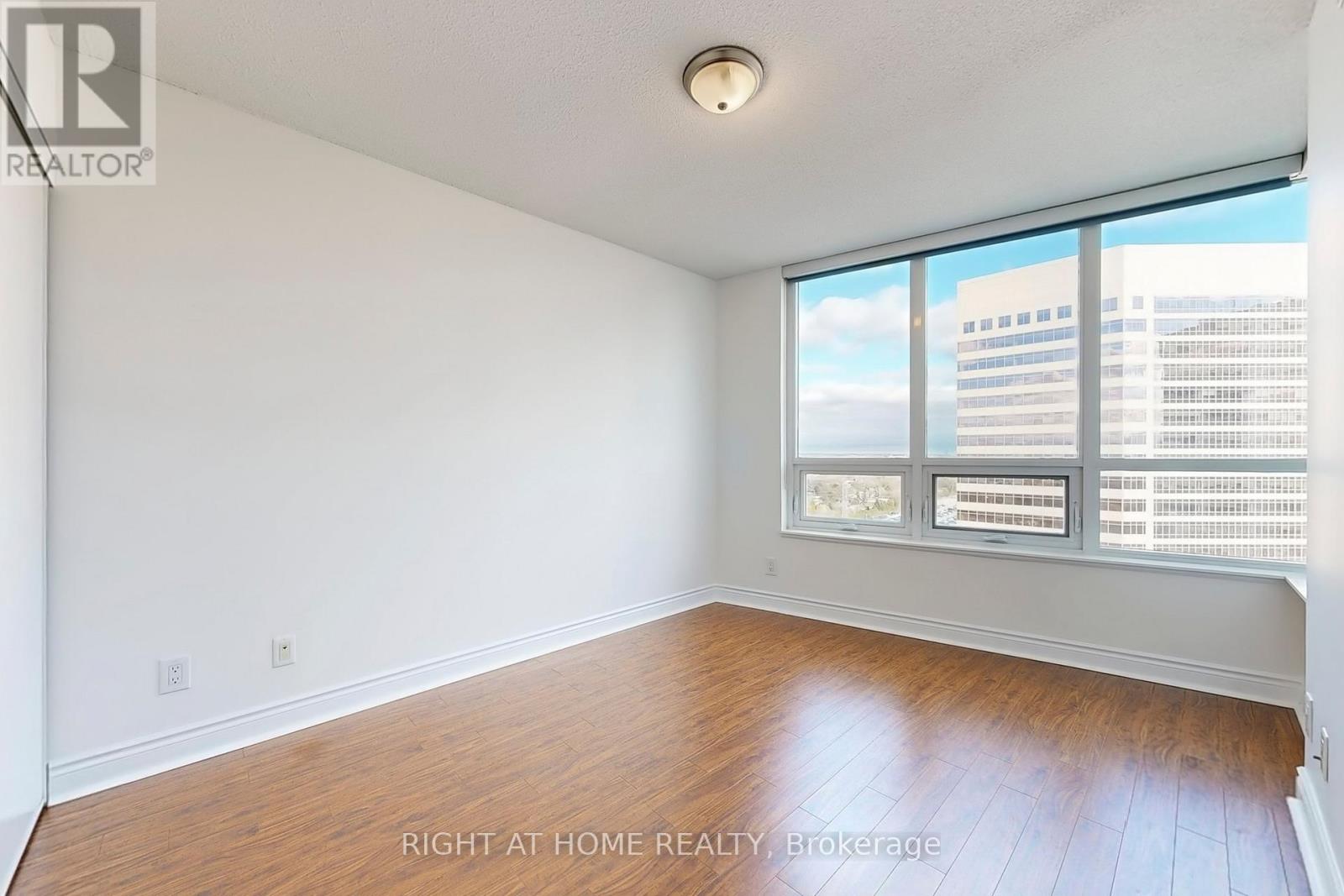 2021 - 25 Greenview Avenue, Toronto, Ontario  M2M 0A5 - Photo 28 - C12820886