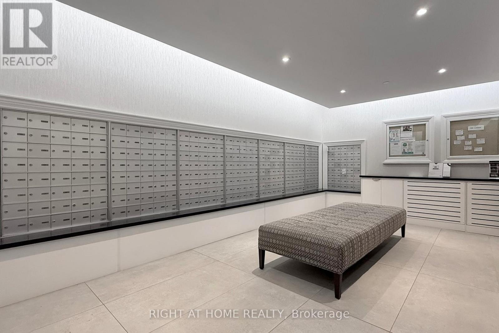 2021 - 25 Greenview Avenue, Toronto, Ontario  M2M 0A5 - Photo 44 - C12820886