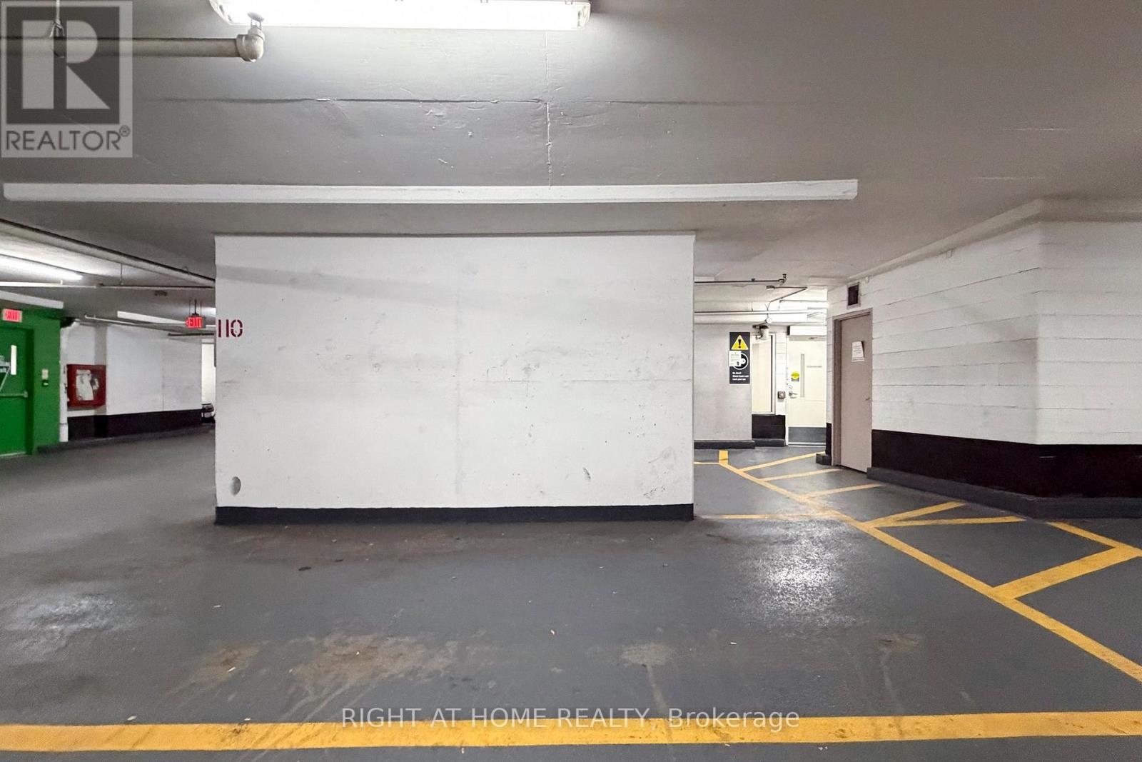 2021 - 25 Greenview Avenue, Toronto, Ontario  M2M 0A5 - Photo 45 - C12820886