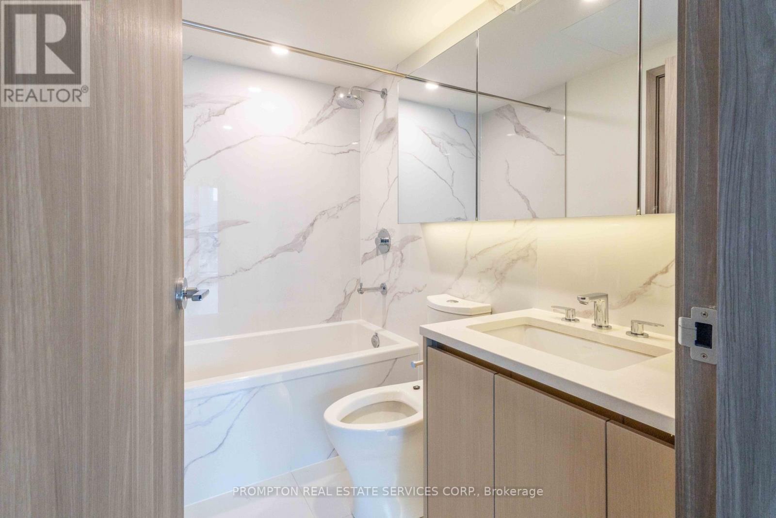 1601 - 1 Concord Cityplace Way, Toronto, Ontario  M5V 0X3 - Photo 10 - C12820932