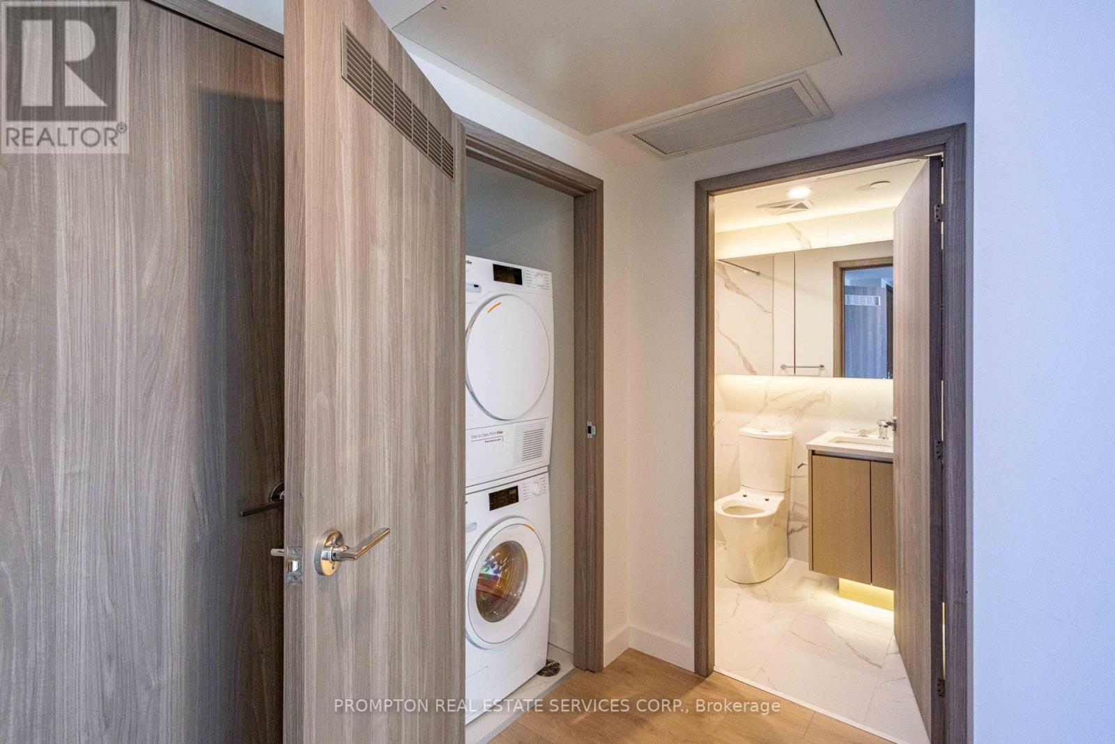 1601 - 1 Concord Cityplace Way, Toronto, Ontario  M5V 0X3 - Photo 8 - C12820932