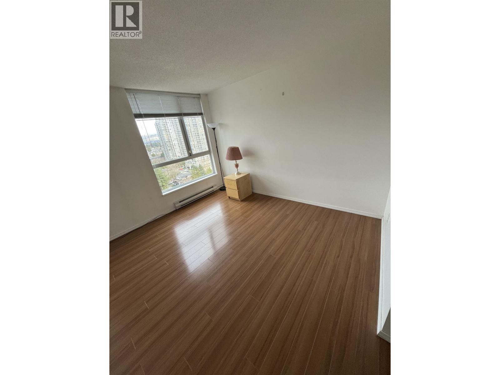 7077 Beresford Street, Burnaby, British Columbia  V5E 4J5 - Photo 4 - R3093436