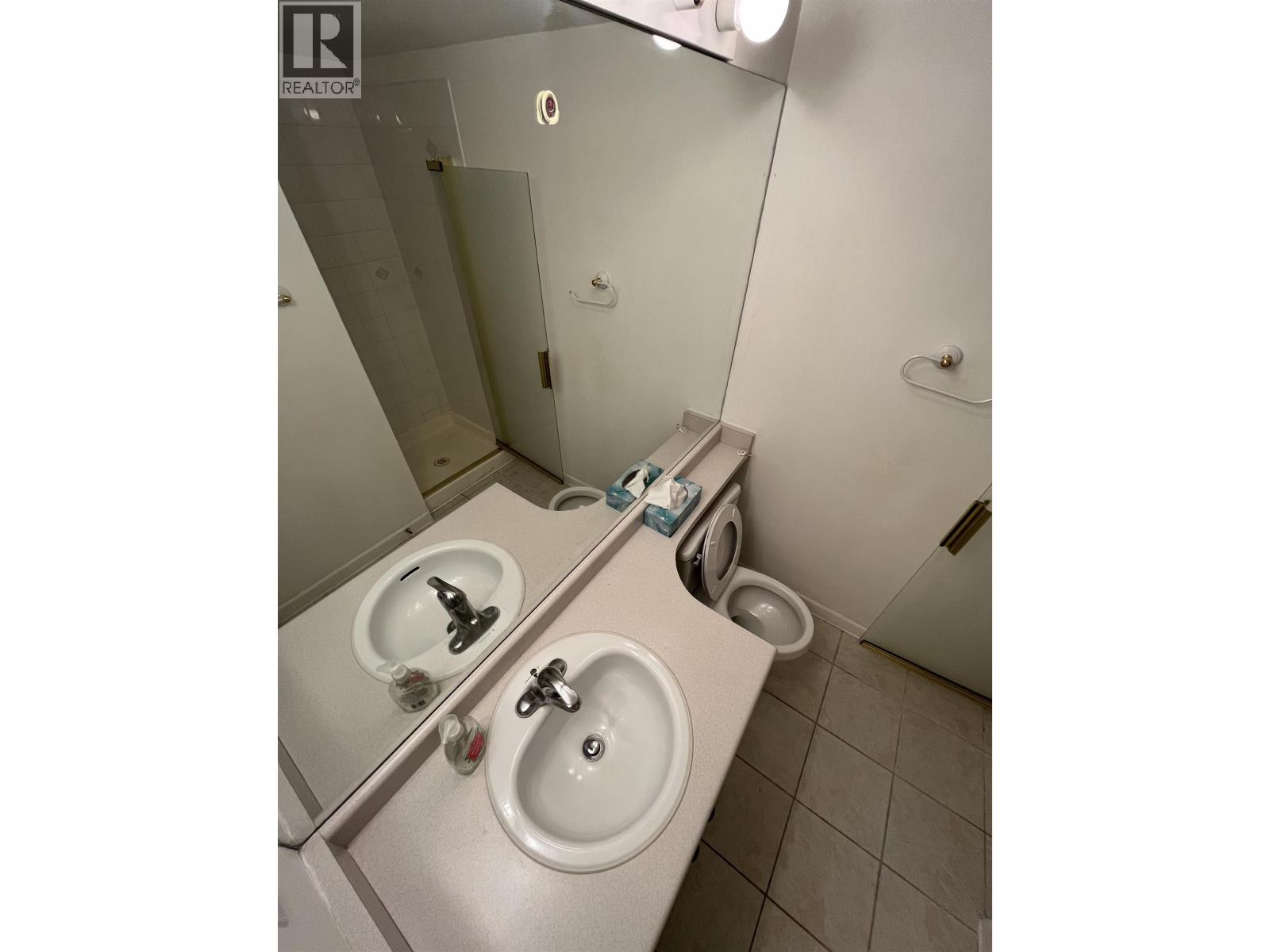 7077 Beresford Street, Burnaby, British Columbia  V5E 4J5 - Photo 7 - R3093436