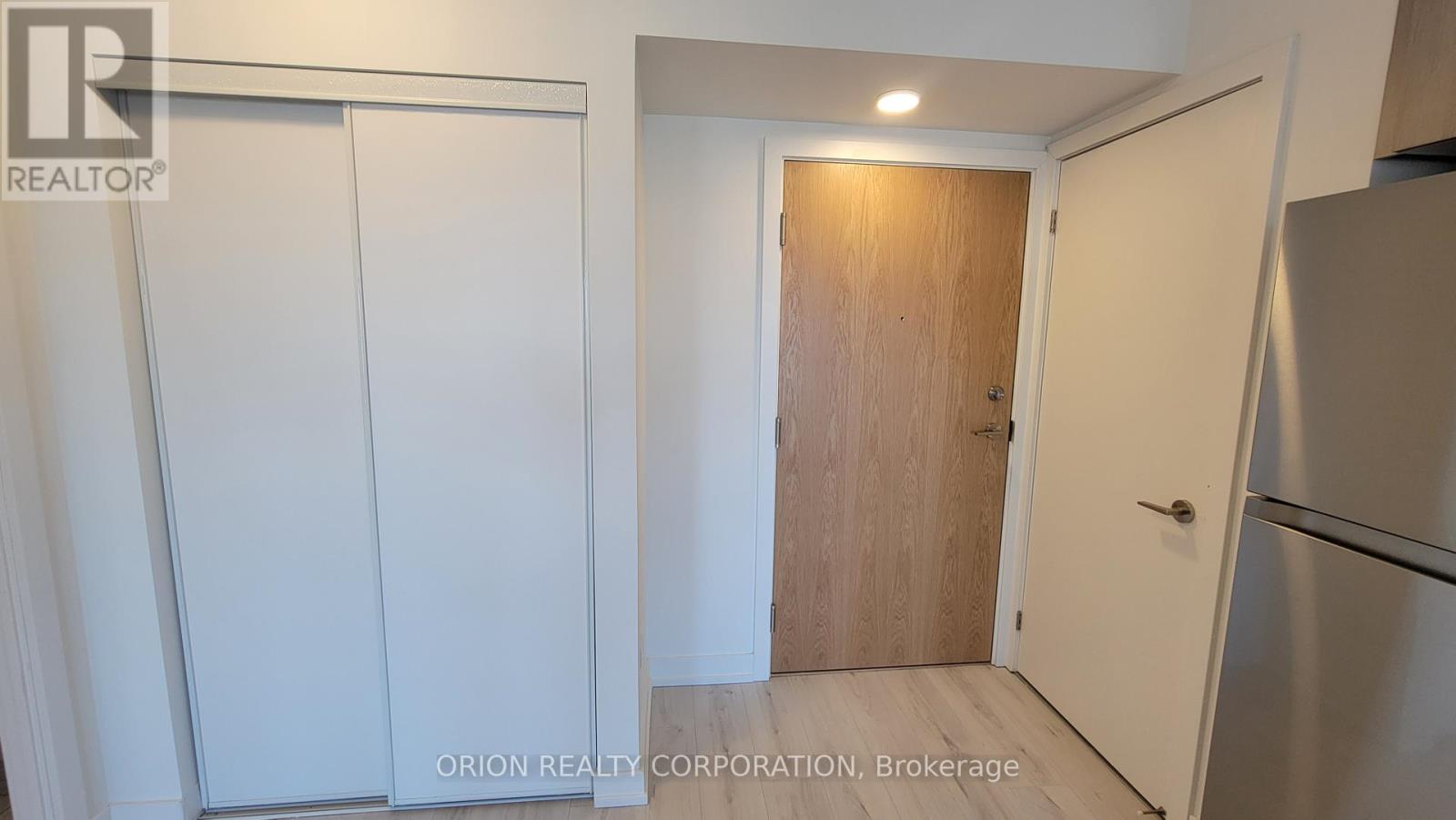 1101 - 1435 Celebration Drive, Pickering (Bay Ridges), Ontario  L1W 0C4 - Photo 2 - E12820882