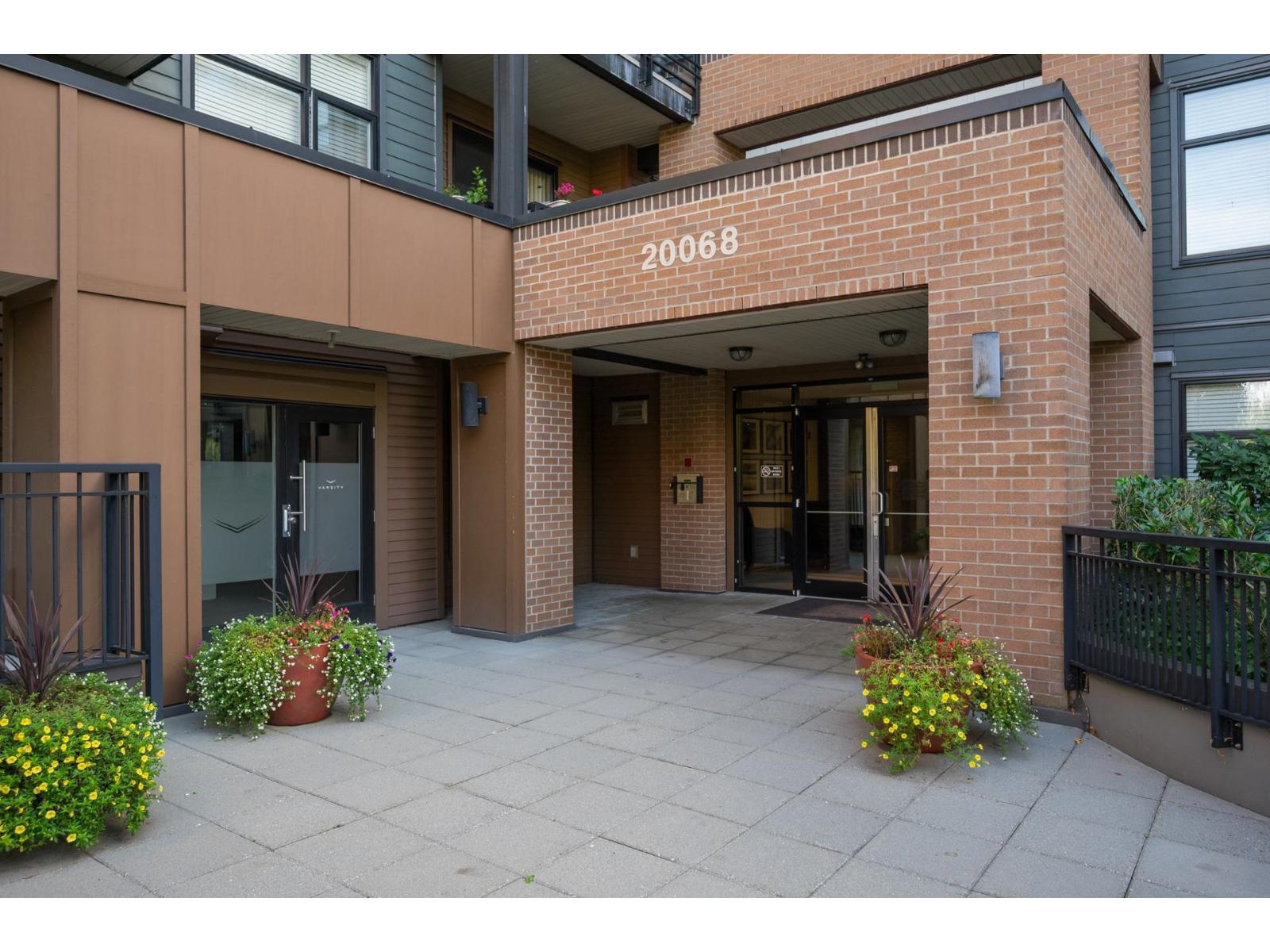 407 20068 Fraser Highway, Langley, British Columbia  V3A 0H2 - Photo 2 - R3093529