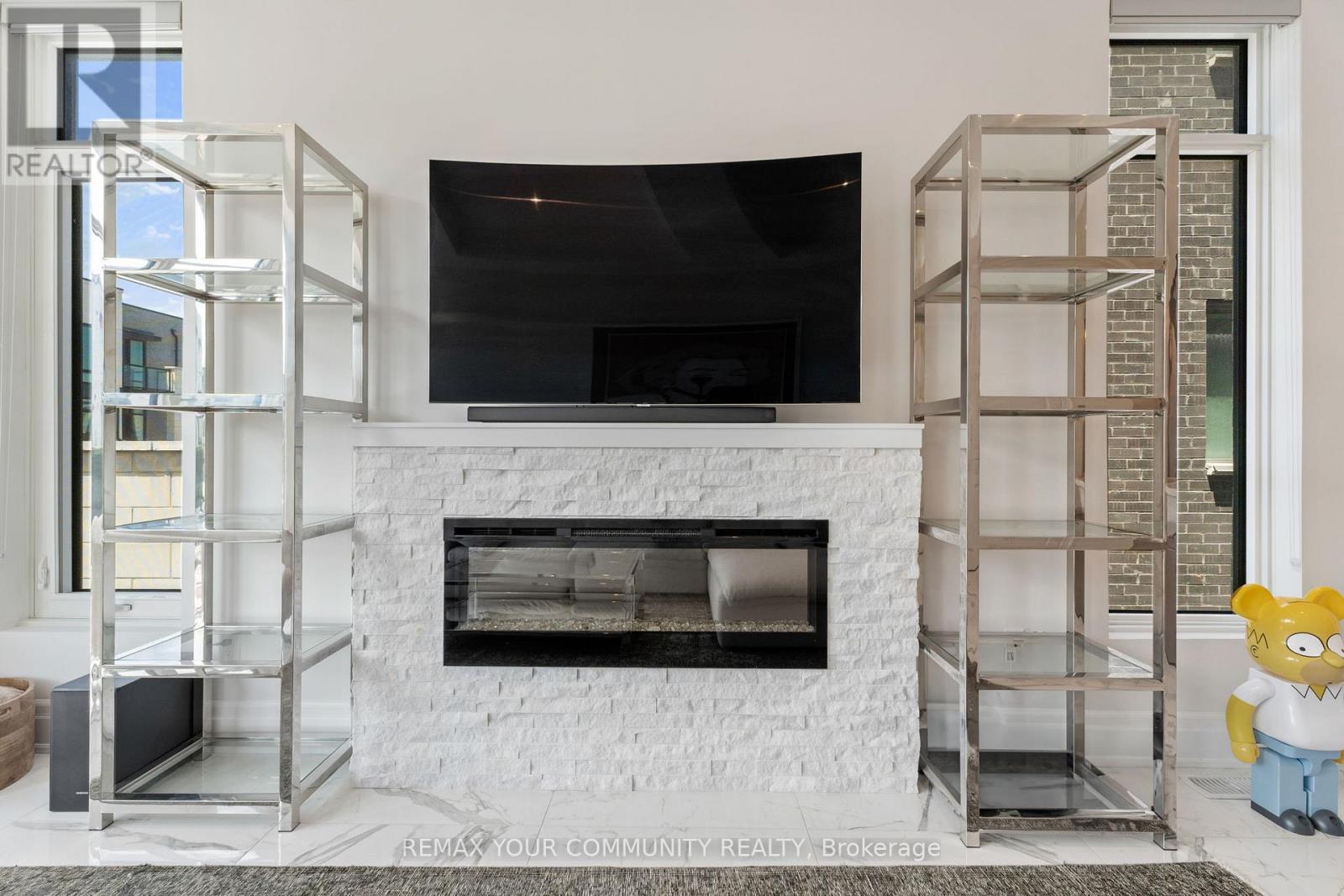 40 Crimson Forest Drive, Vaughan, Ontario  L6A 4C4 - Photo 17 - N12820860