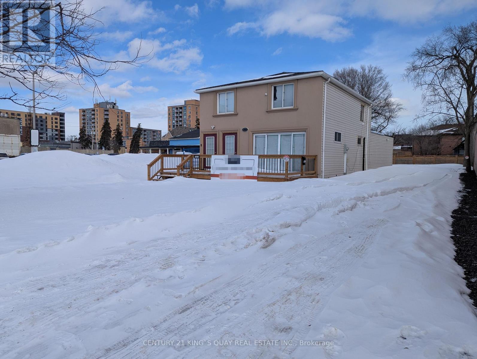 10329 Yonge Street, Richmond Hill, Ontario L4C 3C1 - Photo 4 - N12820876