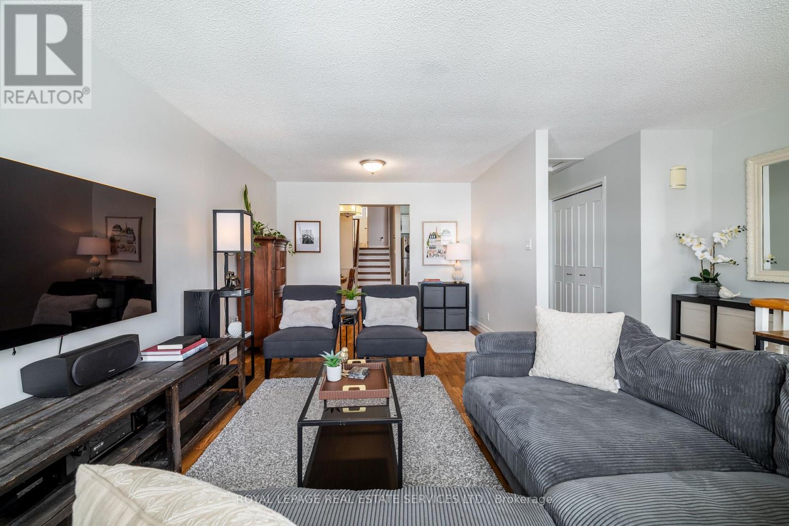 457 Britannia Avenue, Bradford West Gwillimbury (Bradford), Ontario L3Z 2C8 - Photo 6 - N12820920