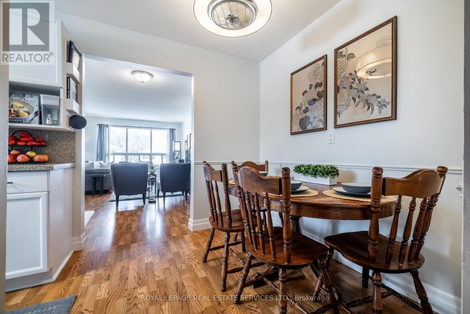 457 Britannia Avenue, Bradford West Gwillimbury (Bradford), Ontario L3Z 2C8 - Photo 7 - N12820920