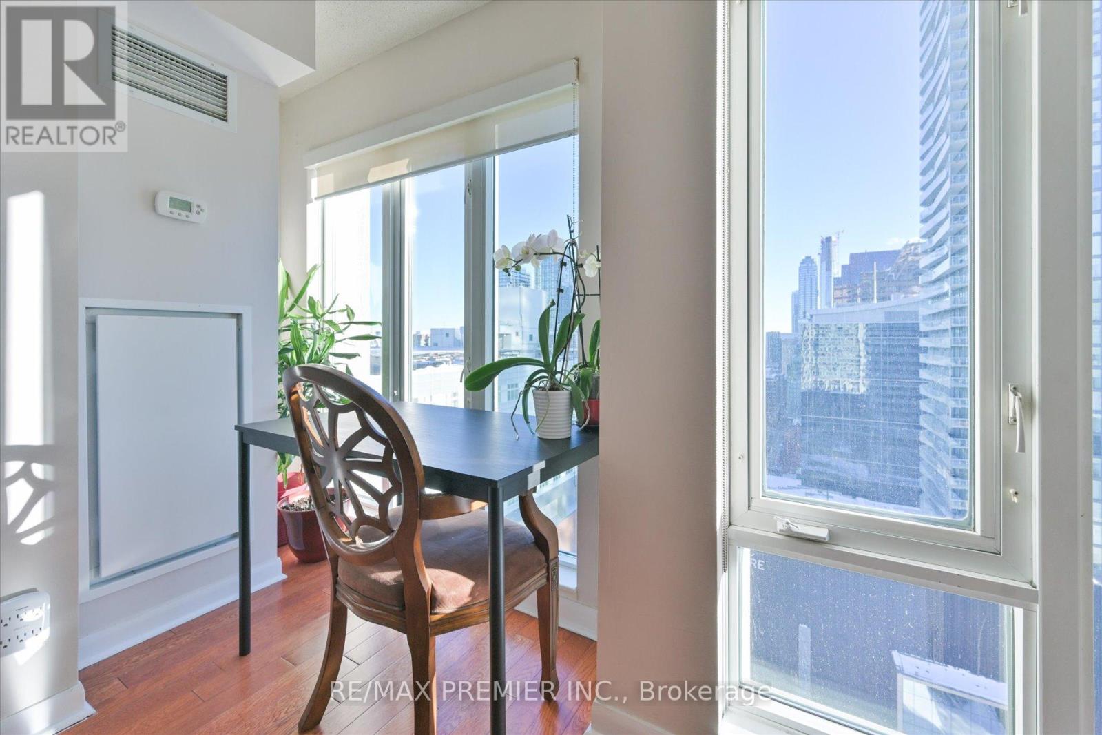 2605 - 210 Victoria Street, Toronto, Ontario  M5B 2R3 - Photo 9 - C12586708