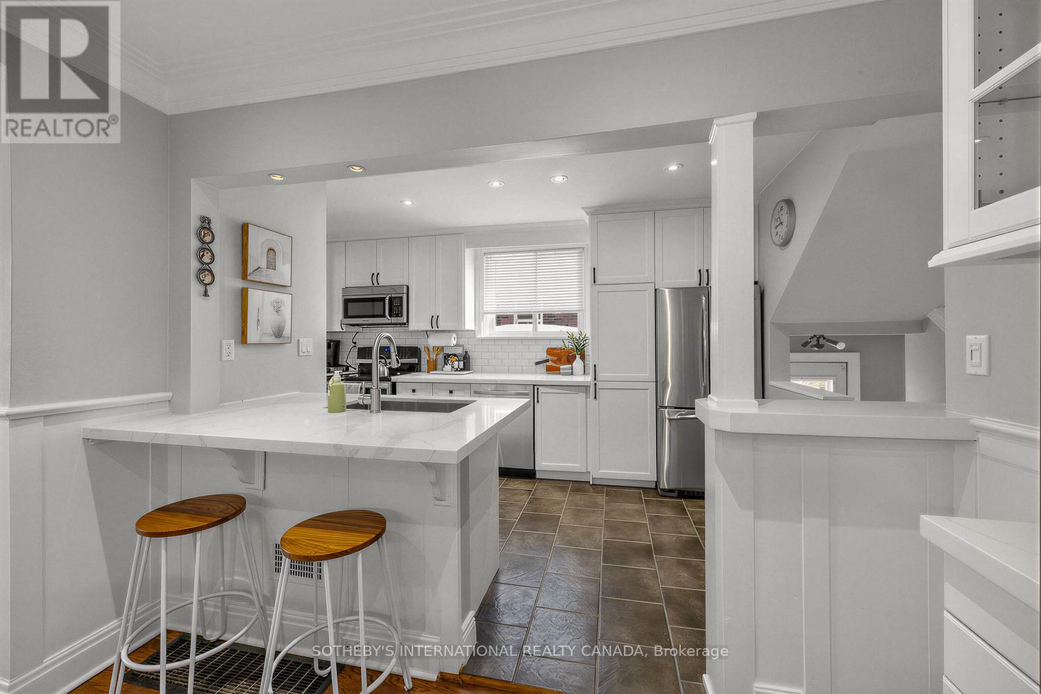 311 Westwood Avenue, Toronto, Ontario  M4S 1Y5 - Photo 5 - E12820866