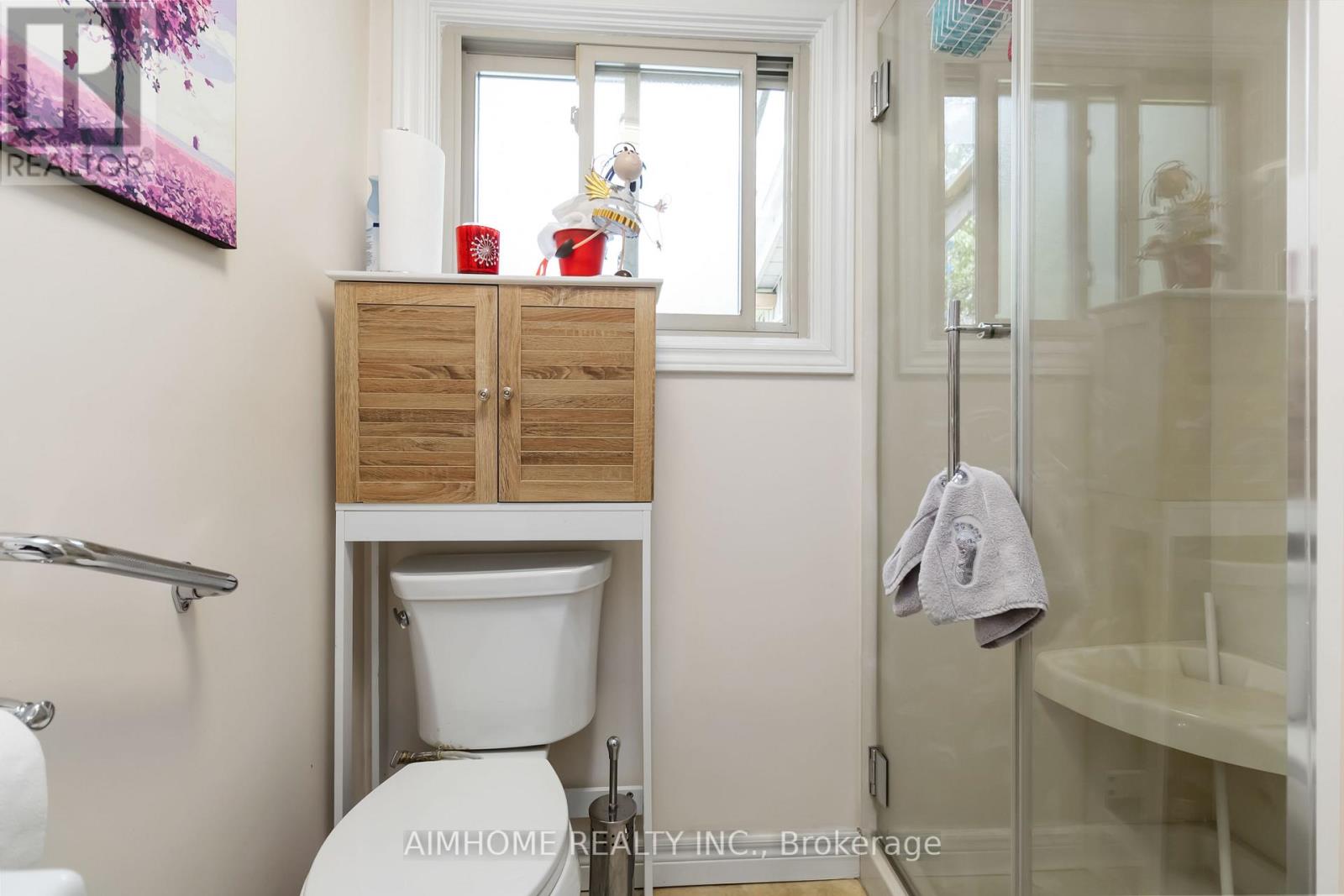 1031 Marley Crescent, Burlington, Ontario  L7T 3S3 - Photo 24 - W12820800