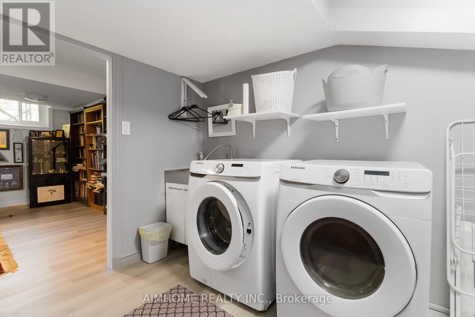 1031 Marley Crescent, Burlington, Ontario  L7T 3S3 - Photo 27 - W12820800