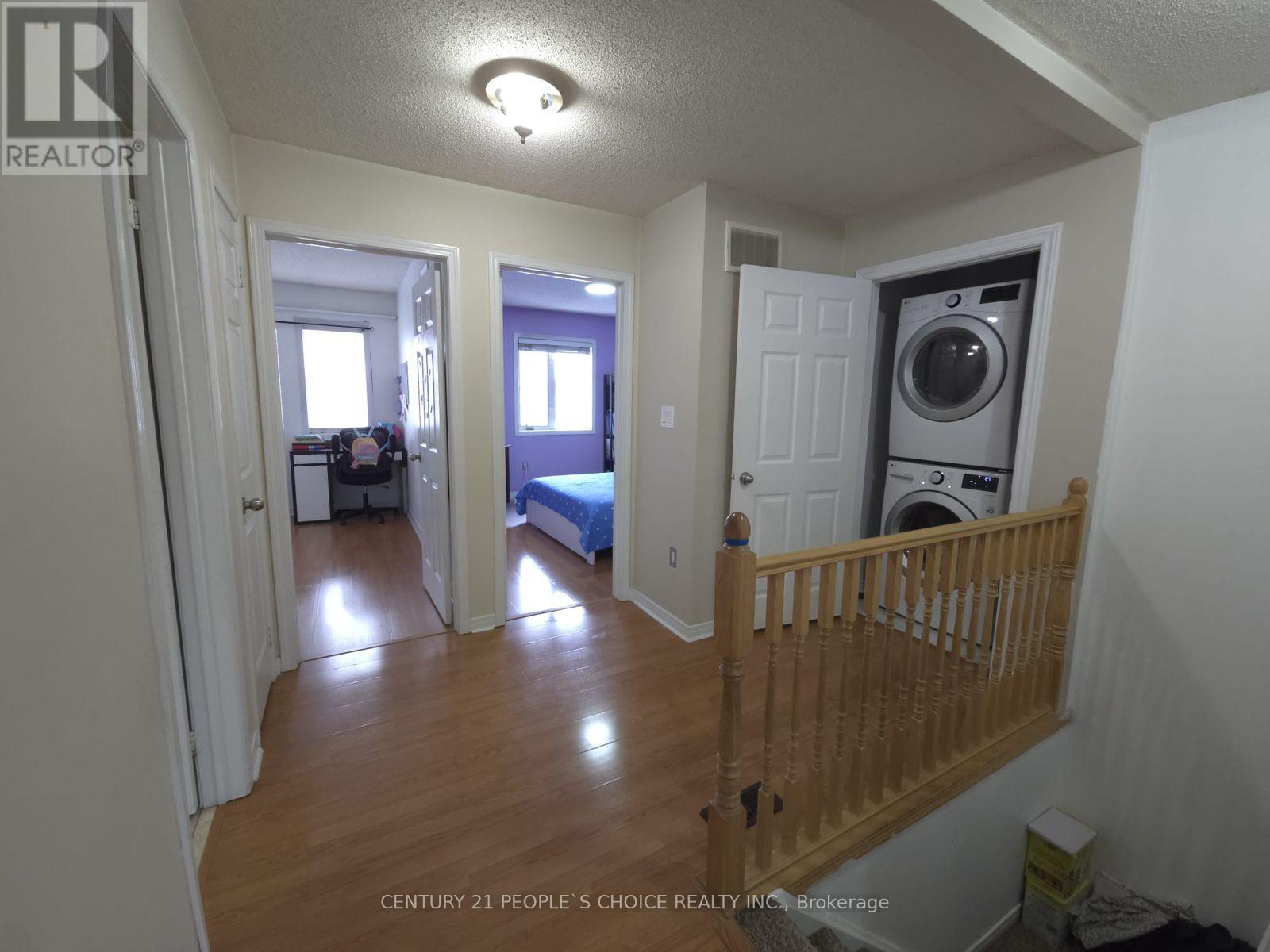 111 Gollins Drive E, Milton, Ontario  L9T 6J9 - Photo 12 - W12820808